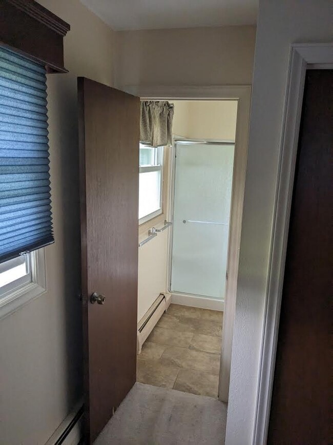 Building Photo - 2907 Greenbriar Dr