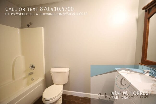 Building Photo - 404 W. Forrest-