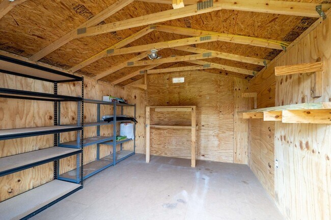 Building Photo - 23 Hope St