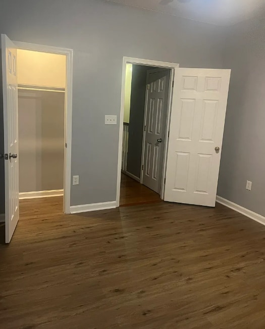 Building Photo - 2 Bedroom Plus Den 2.5 Bathrooms