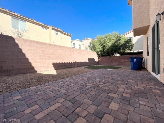 Building Photo - 8520 Orly Ave