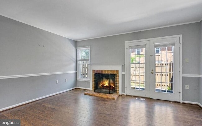 Building Photo - 2522 S Arlington Mill Dr