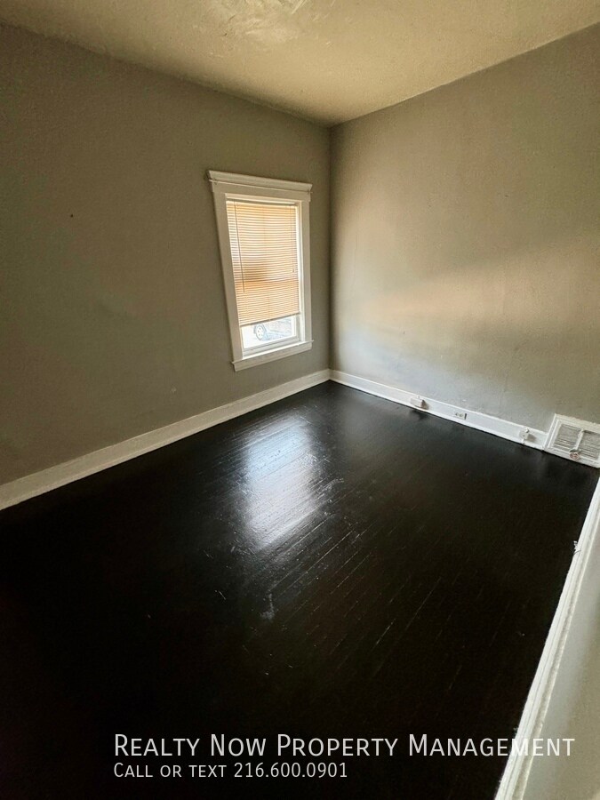 Building Photo - 8901 St Clair Ave.