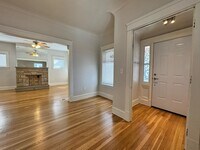 Building Photo - 1481 E 106th St
