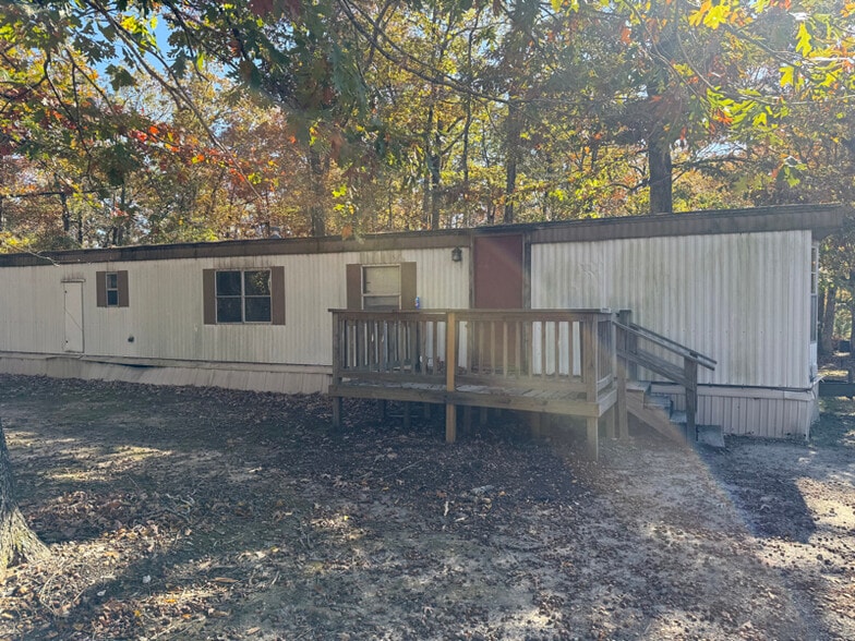 Primary Photo - 1009 N Eve St