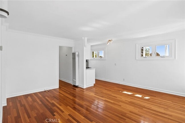 Building Photo - 1290 N Coast Hwy