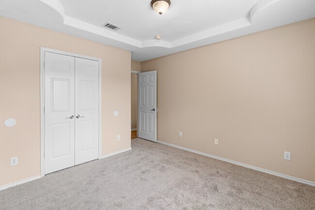 Building Photo - 6238 Cottage Pines Dr