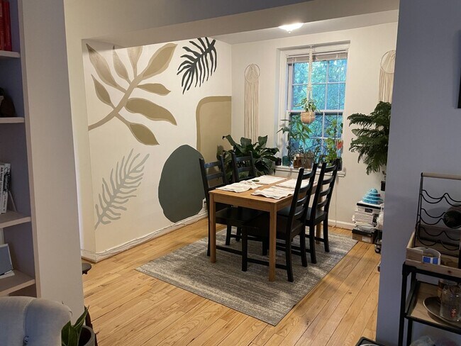 Building Photo - McLean Gardens, Washington, DC