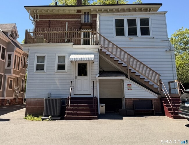 Building Photo - 251 Edwards St