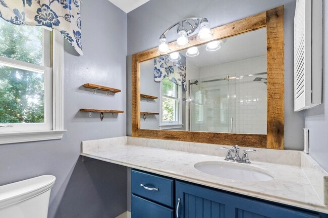 Building Photo - Spacious 4-Bedroom Carrboro Home with Dual...