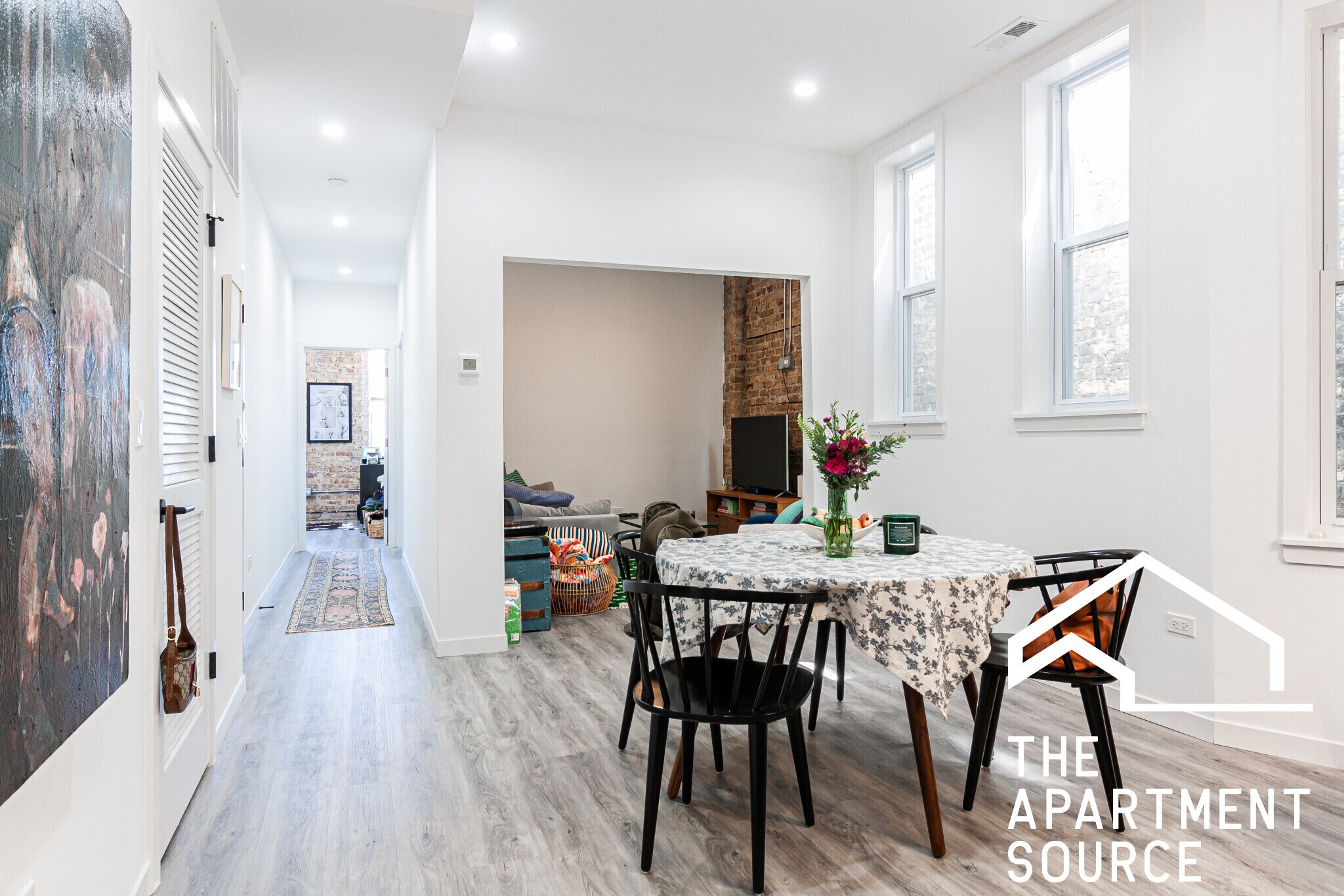 Building Photo - 2745 W Division St