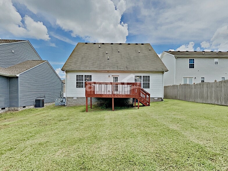 Building Photo - 2053 Leefield Dr