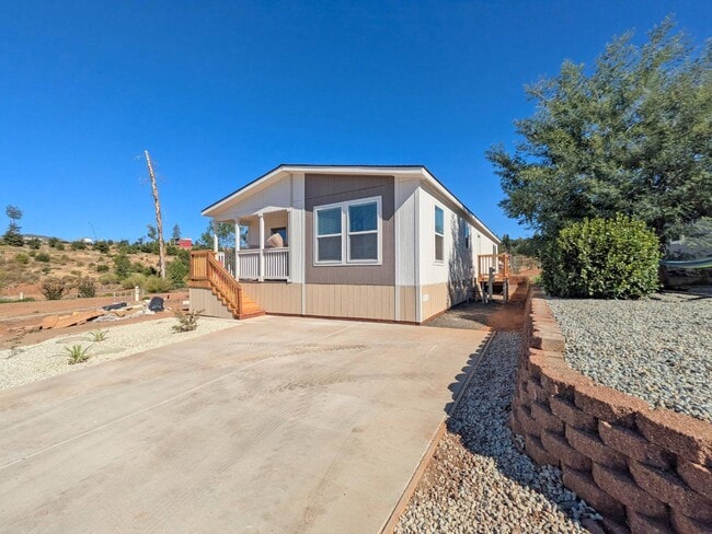 Building Photo - 5427 Edgewood Ln