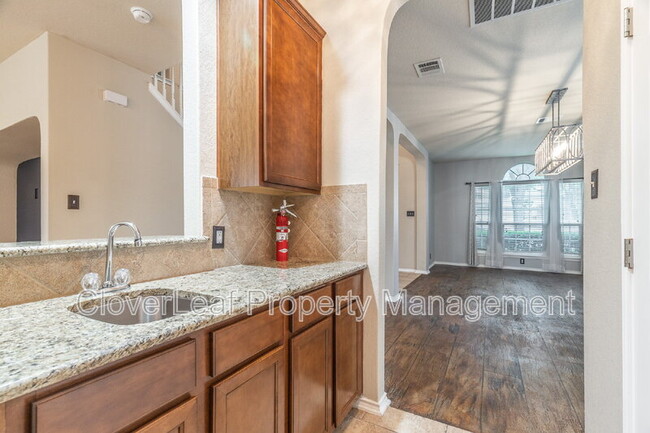 Building Photo - 409 Loch Lomond Dr