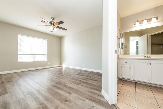 Building Photo - 3219 Lost Mesa Ct