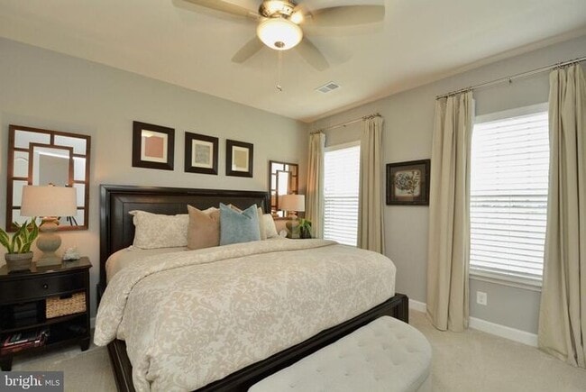 Building Photo - 702 Fair Winds Way