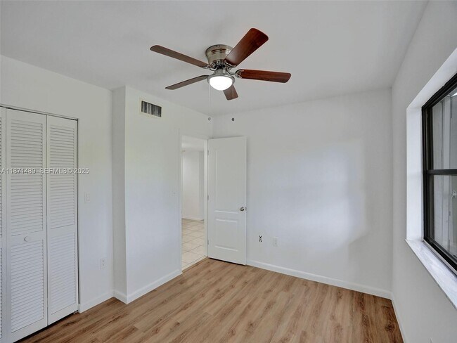 Building Photo - 1891 N 61st Ave