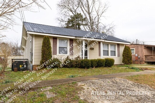 Building Photo - 309 Owens St