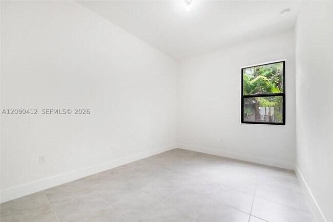 Building Photo - 4408 NW 80th Ave