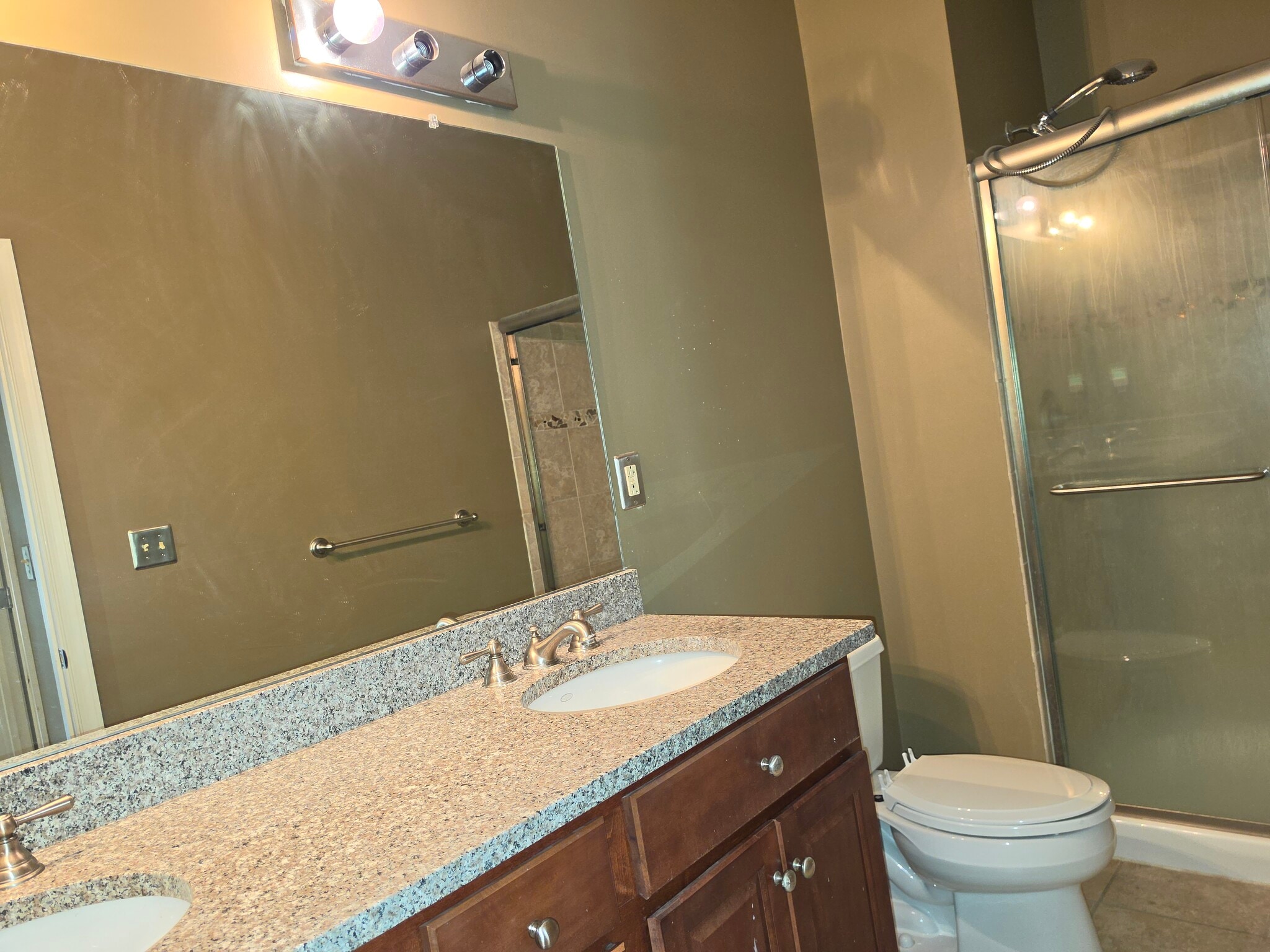 master bathroom - 133 N Bread St