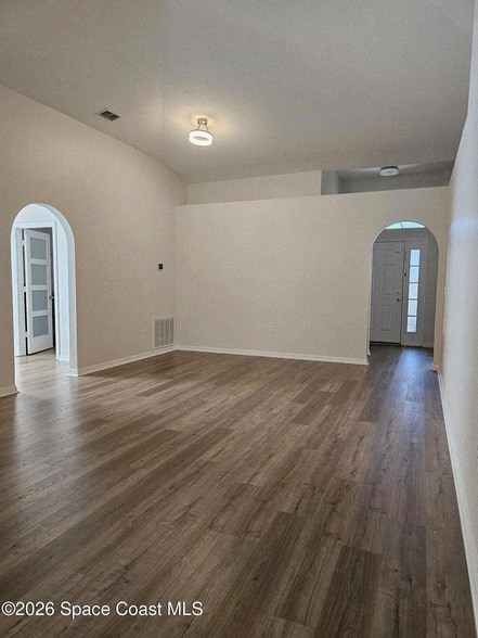 Building Photo - 1736 Vista Lake Cir