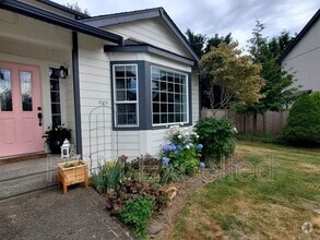 Building Photo - 1429 Hamilton Pl