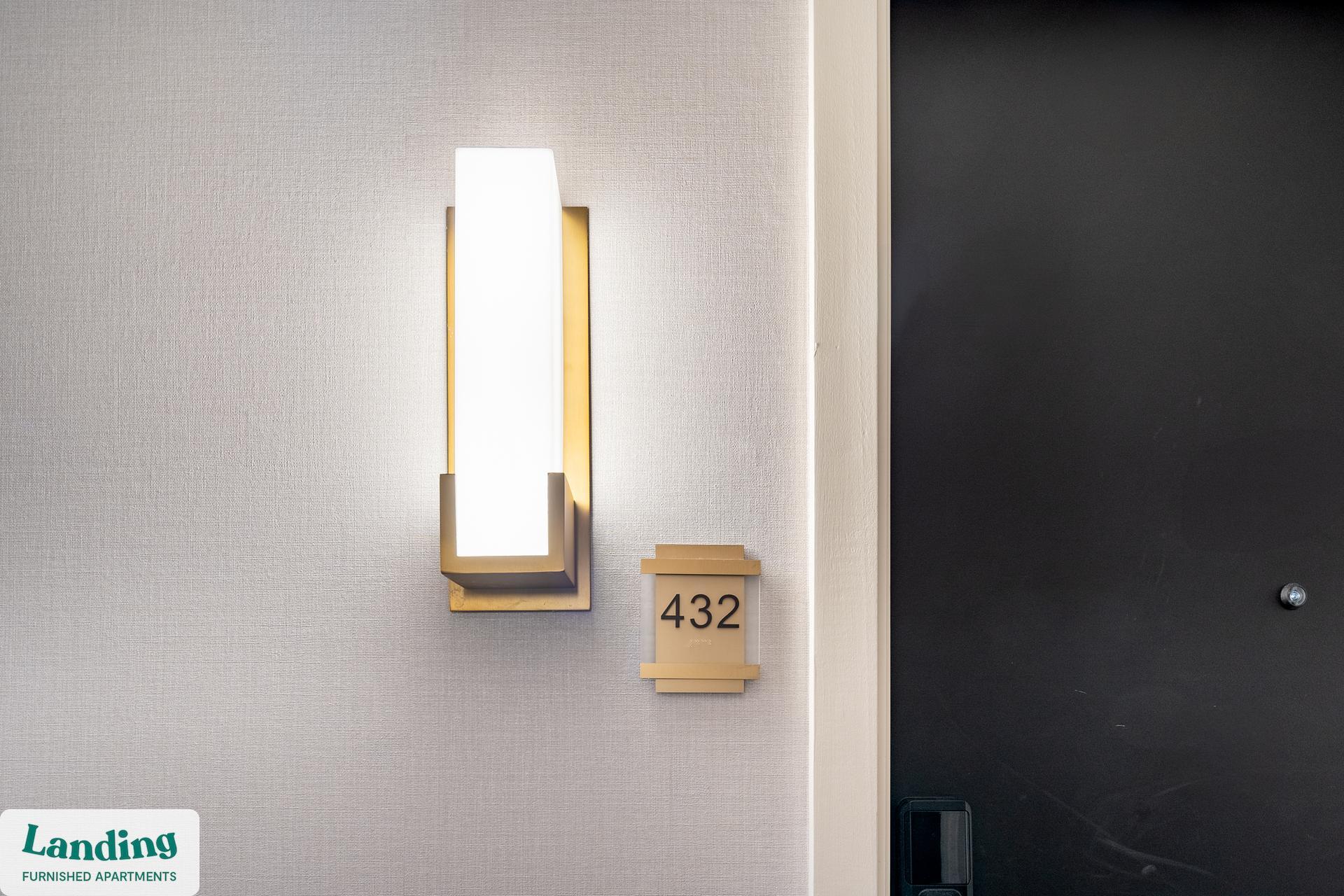 Building Photo - 933 McGee St