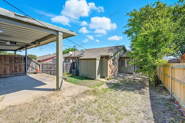 Building Photo - 1429 Brook Meadow Cir