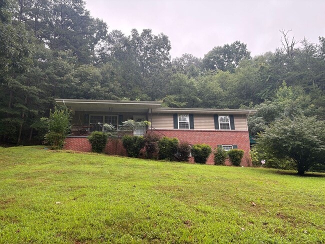 Building Photo - 148 Old Chattanooga Ln