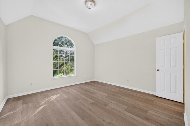 Building Photo - 1727 Emma Cove Ct
