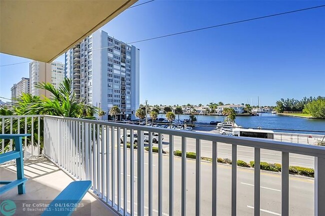 Building Photo - 1401 S Ocean Dr