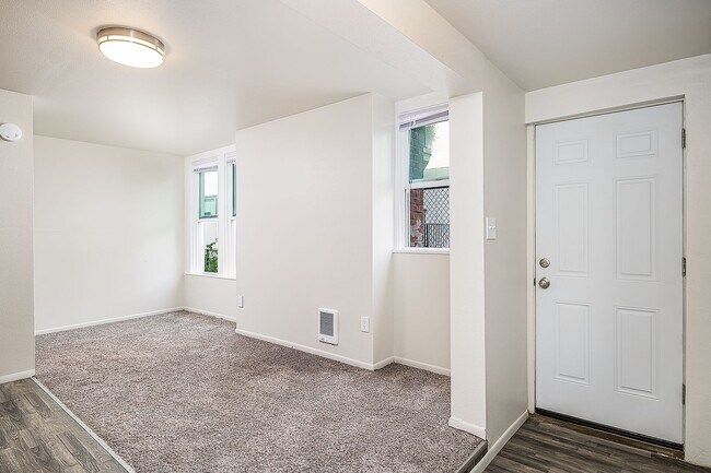 Interior Photo - Nassau