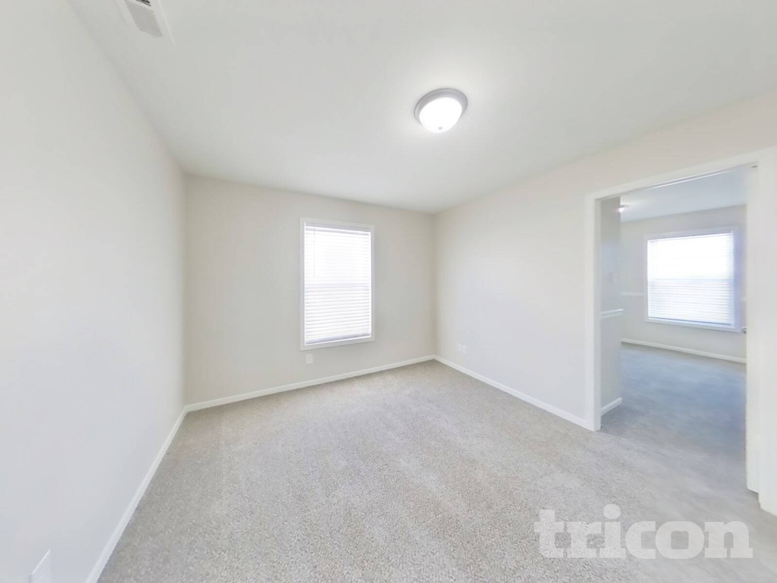 Building Photo - 10875 Grace Dr