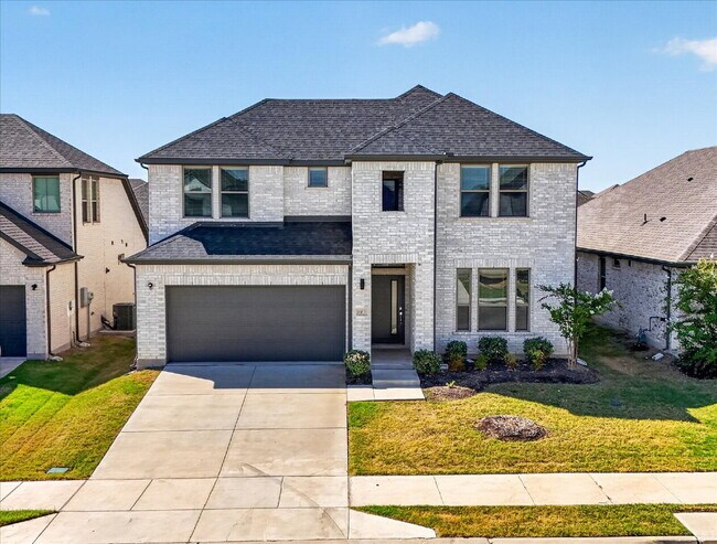 Building Photo - Spacious 5-Bedroom, 4-Bath Home with Washer, Dryer & Refrigerator