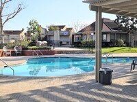 Building Photo - 955 Lamark Ln