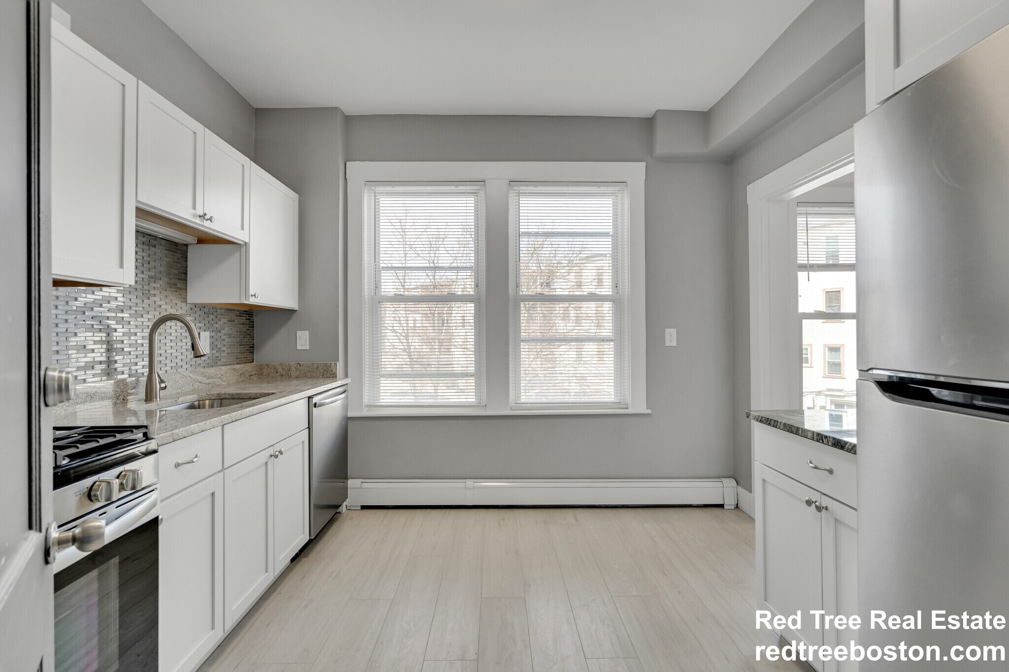 Building Photo - 142 Sutherland Rd