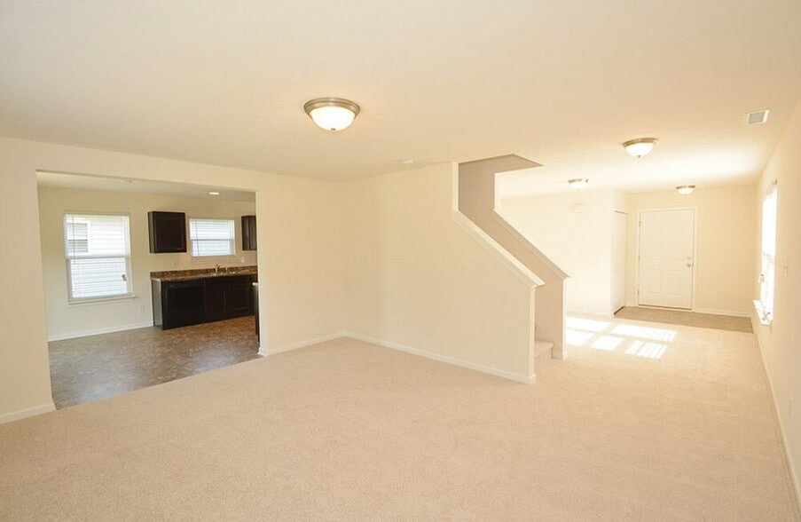 Building Photo - 8341 Sansa St