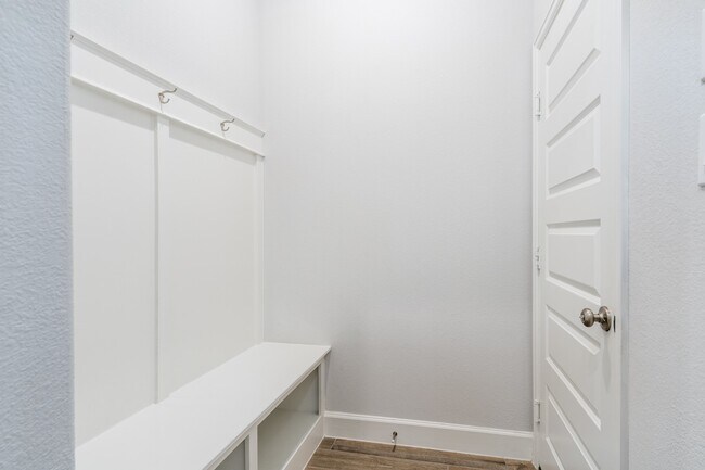 Building Photo - 12715 Plaza Solana Pl