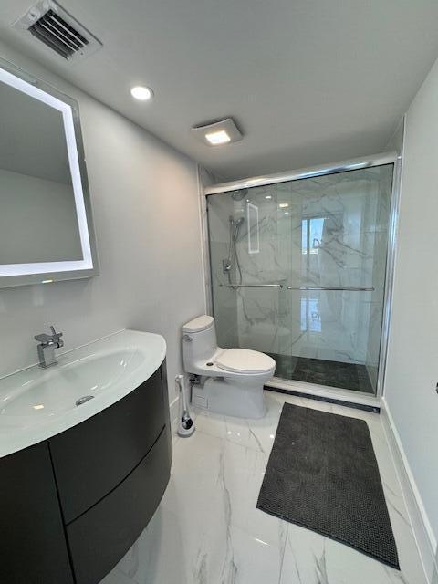 Building Photo - 5600 N Flagler Dr