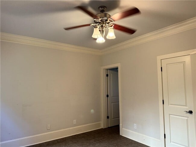 Building Photo - 2617 Canterbury Trail