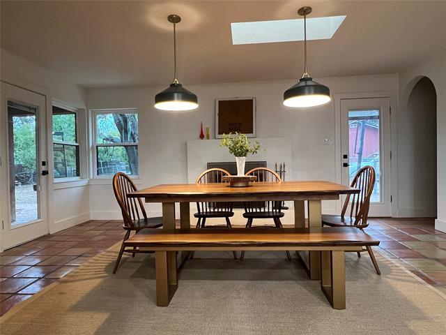 Building Photo - 5105 Circle Ridge Dr W