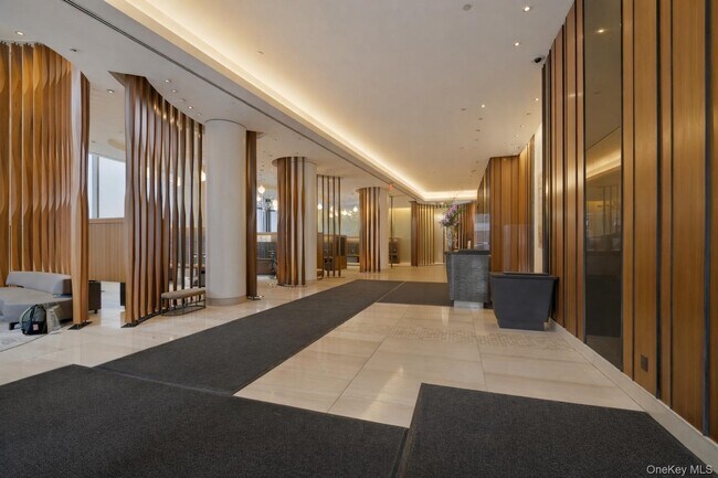 Building Photo - 460 W 42nd St