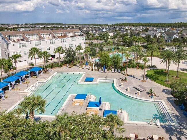 Building Photo - 13181 McMillan Dr