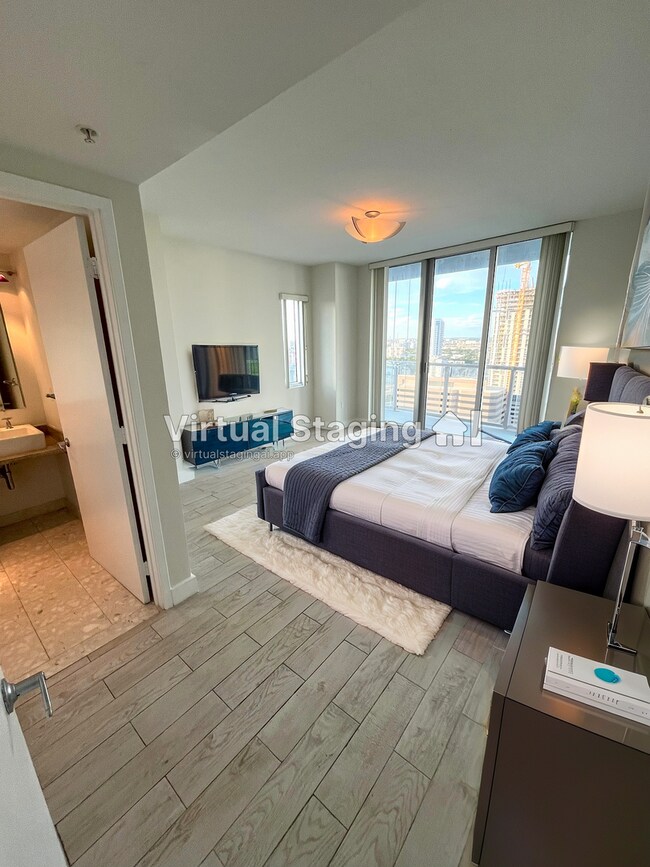 Building Photo - 185 SW 7th St