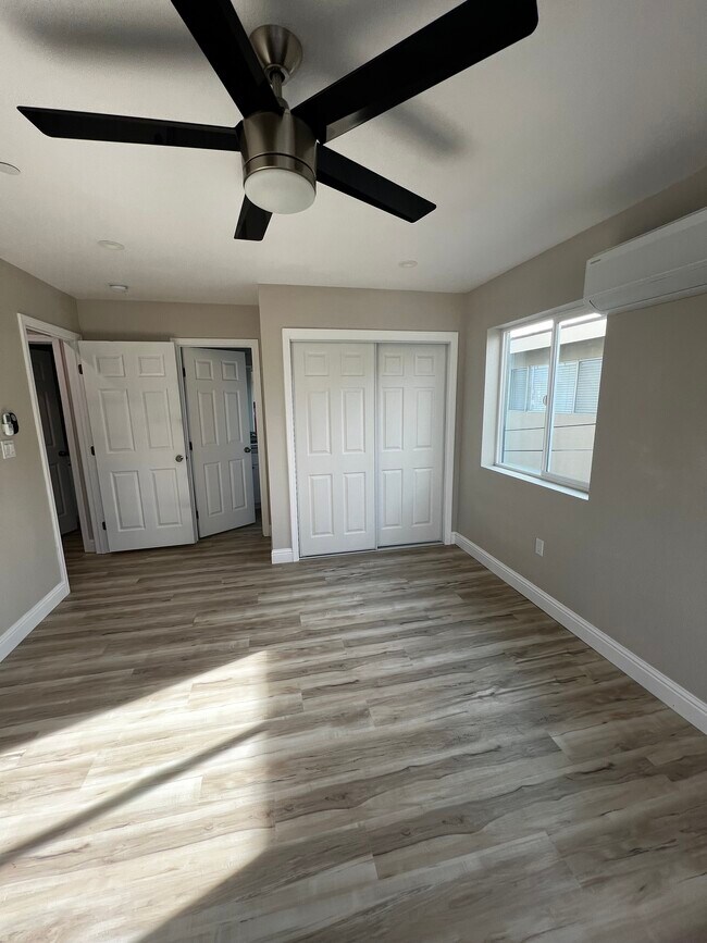 Building Photo - 436 E Center St