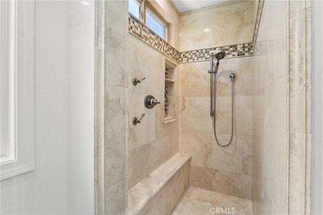 Building Photo - 28501 El Sur