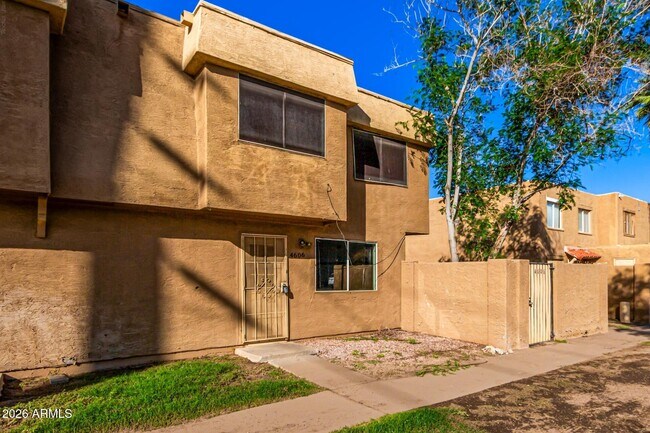 Building Photo - 4606 E Broadway Rd