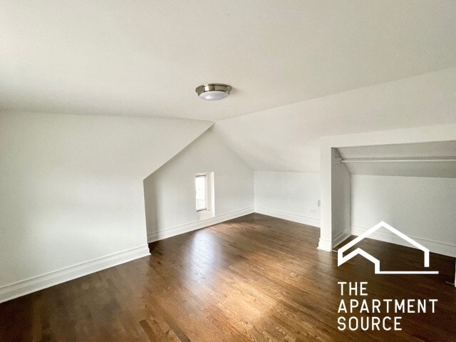 Building Photo - 1629 N Claremont Ave