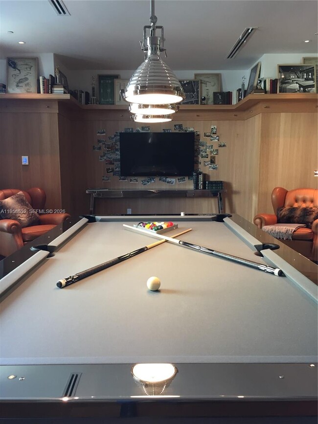 Building Photo - 1300 S Miami Ave