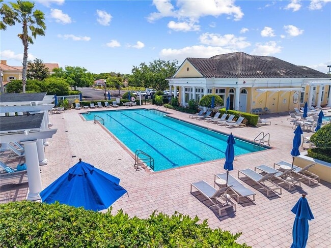 Building Photo - 1927 Greenbriar Ter